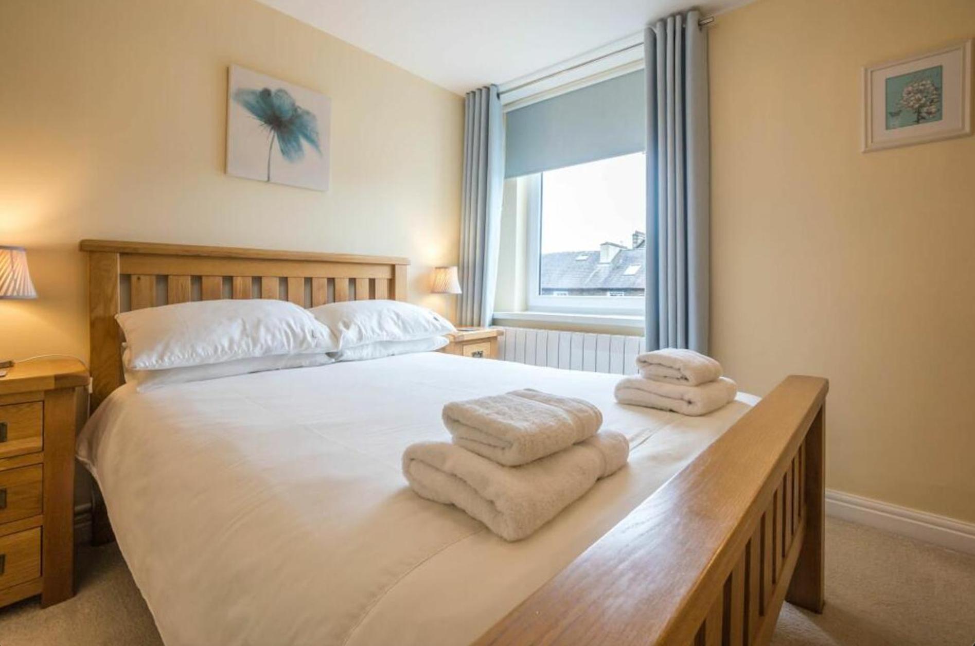 The Retreat, Steps From Amenities Apartment Windermere Bagian luar foto